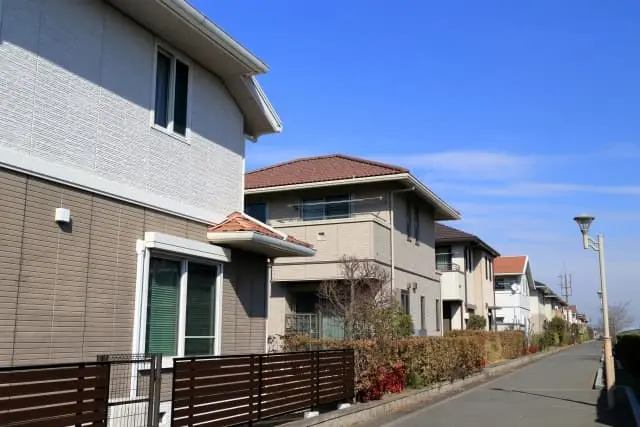 戸建 賃貸 デメリット│戸建てを賃貸に出す際のデメリットとは？成功戦略と知っておきたい注意点